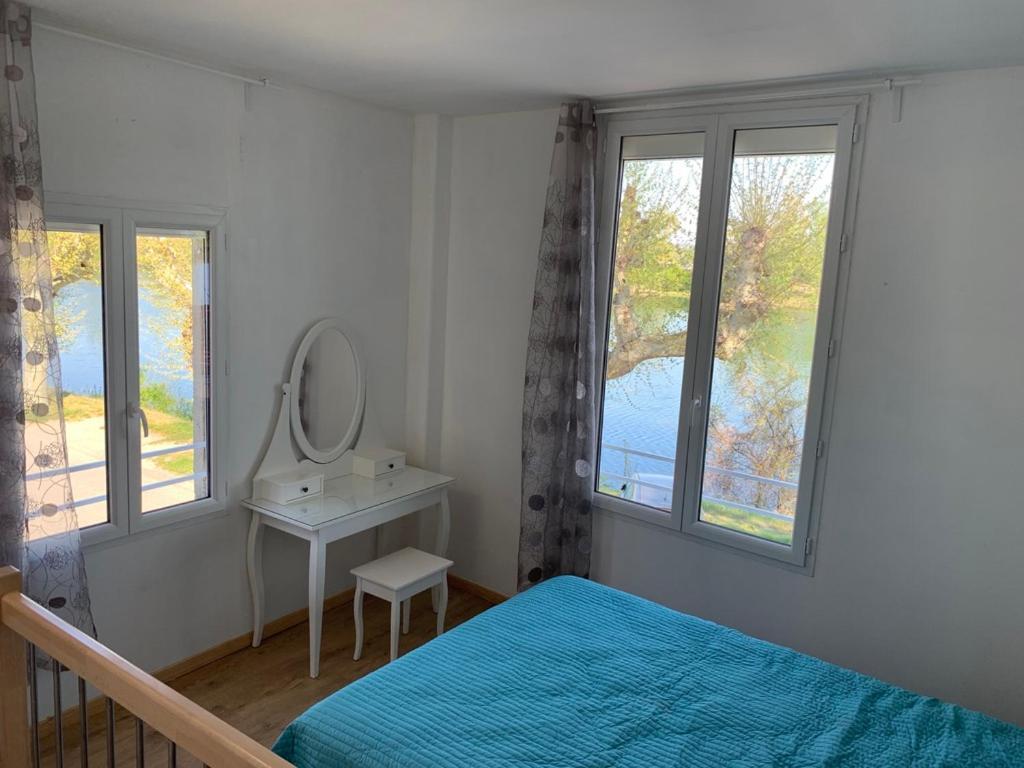 Gite De La Tour Saint-Pierre-de-Boeuf Esterno foto
